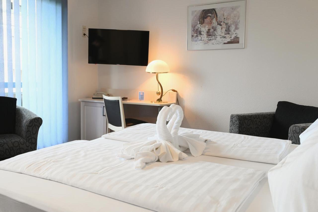 Hotel Scirocco Baunatal Esterno foto