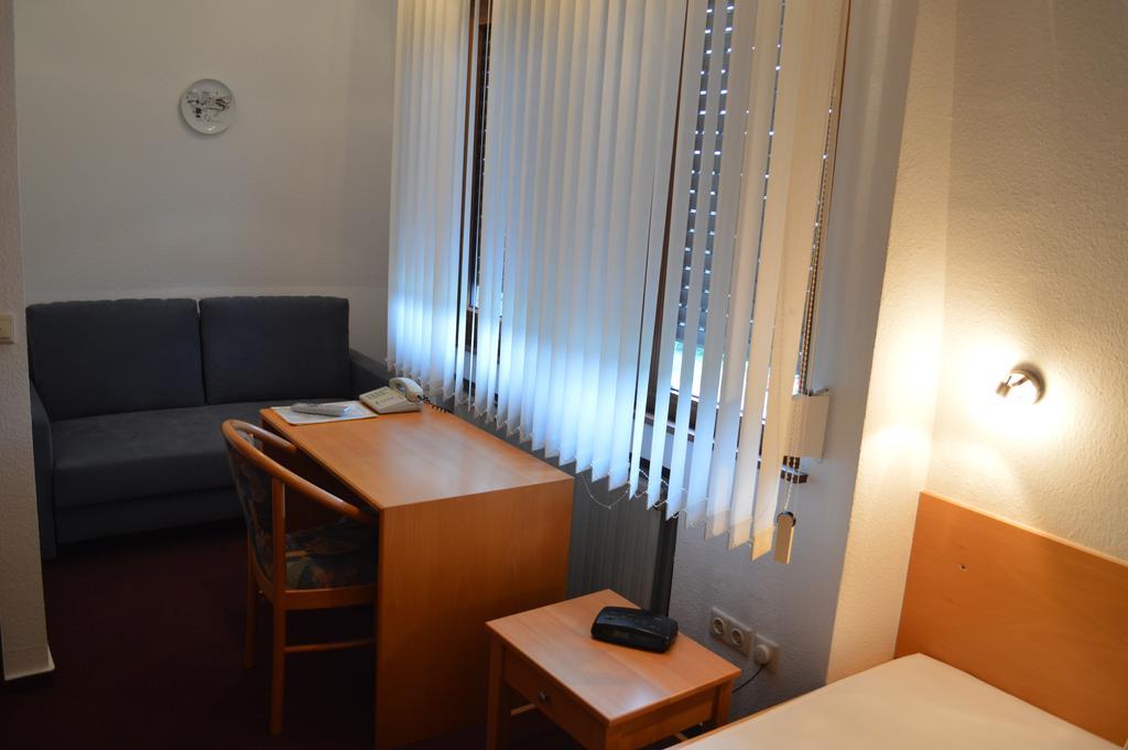 Hotel Scirocco Baunatal Esterno foto